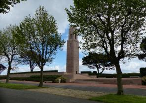 MONUMENT NAVAL AMERICAIN