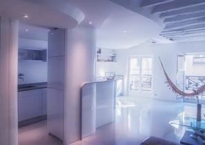 Rénovation complète d'un appartement dans le Marais à Paris - Depuis l'entrée