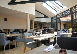 Restaurant sur la commune de Thoiry 
