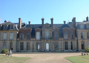 chateau_thoiry_3.jpg