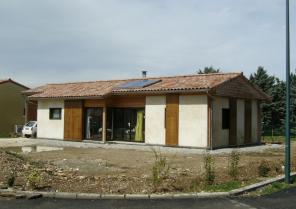 Maison Bottes de Paille dans un lotissement