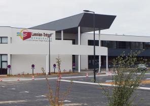 Facade et Parking