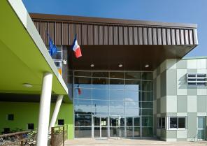 Collège "Le vieux chêne", Entrée principale