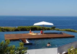 10-roof-resort.jpg