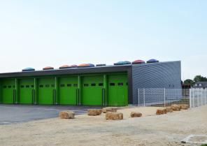 110421_gondr_vue_ext.jpg