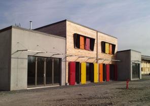 ateliers et habitation initient la promenade des arts sur l'écosite