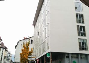 Maison des entreprises / Façade pendant travaux (avancement 80%)