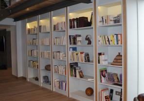 a041biblio1.jpg