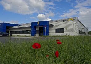 La Poste - Plateforme de préparation et de distribution de courriers - Photo Bal