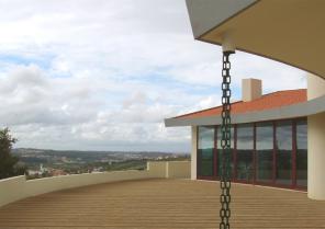 Maison à flanc de coteaux, Portugal