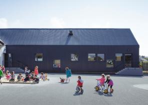 Cour école de Camlez