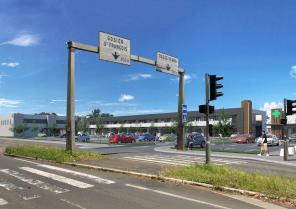 sci_paru_cam003_enseigne.jpg