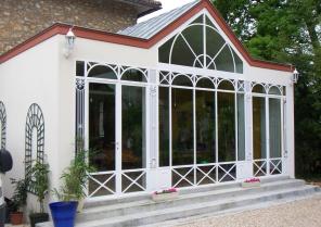Extension de maison individuelle - verrière en acier 