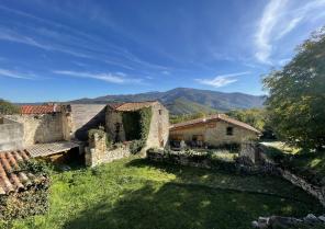 La grange et la maison avant travaux