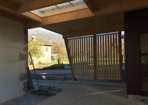 Préau Claire-voie, brise soleil et lumière