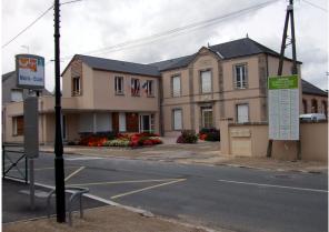 Vue de la rue de la mairie
