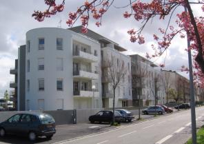 NANTES-CLOS DES TAMARIS-CÔTÉ RUE VERS LE SUD