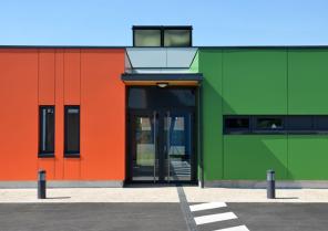 Micro Crèche BBC de Marmagne / Détail Façade Nord - Entrée