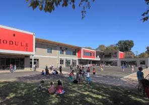 Jean-de-la-Fontaine - vue de la cour