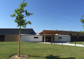 SALLES POLYVALENTE ET TENNIS DE STABLE - ST GERMAIN DES FOSSES