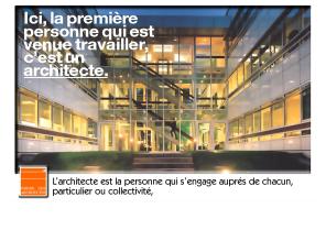 Ici, la première personne qui est venue travailler, c'est un architecte.