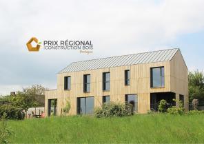 Maison bois paille terre