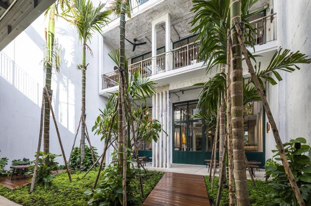 RENOVATION VILLA ARCHITECTURE MODERNISTE TROPICALE