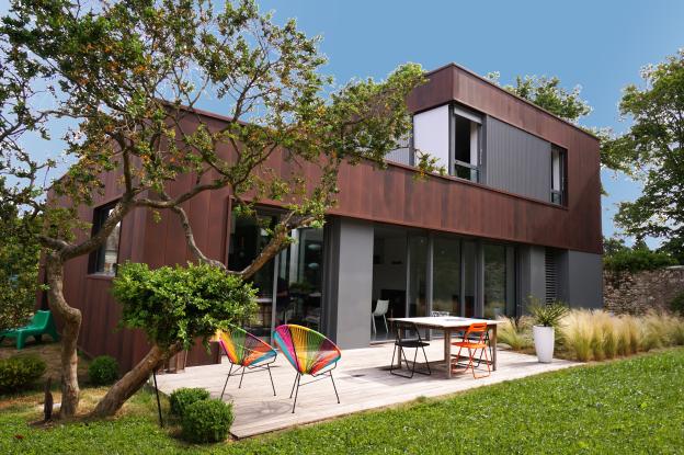 MAISON BIOCLIMATIQUE A PATIO