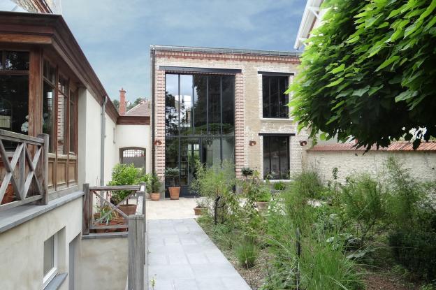 ATELIER D'ARTISTE A FONTAINEBLEAU