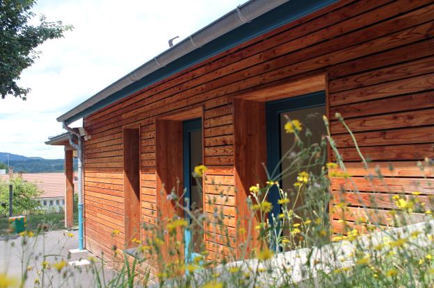 extension_creche_peyrat_le_chateau_01.jpg