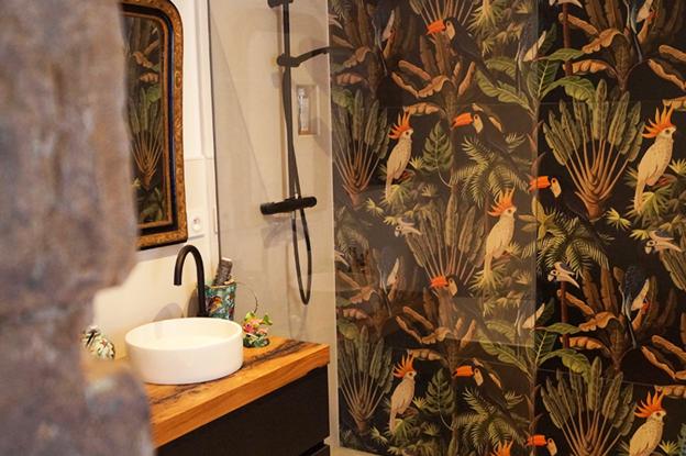 Petite salle de bain atypique