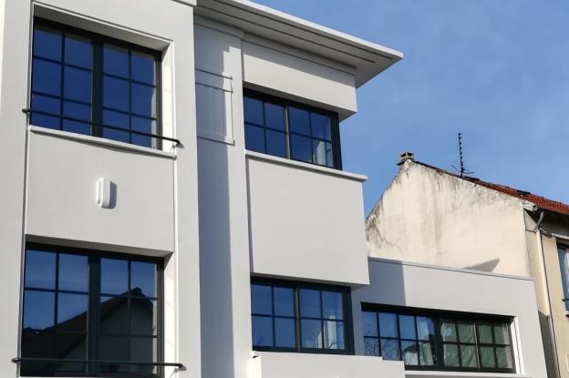 Extension d'une maison moderniste