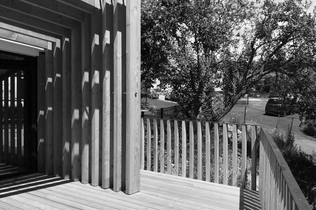 Terrasse bois prolongeant l'espace de vie