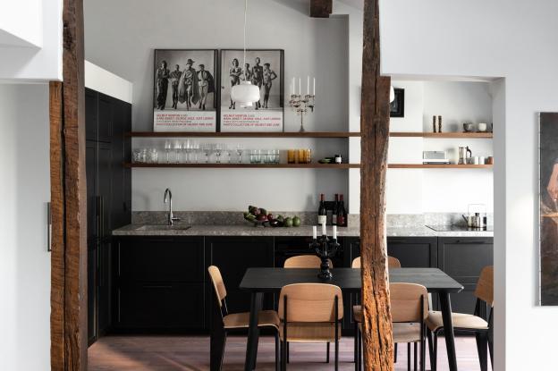 La cuisine vue du séjour