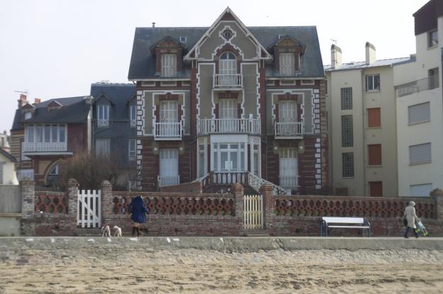 Façade sur mer de la villa classée.