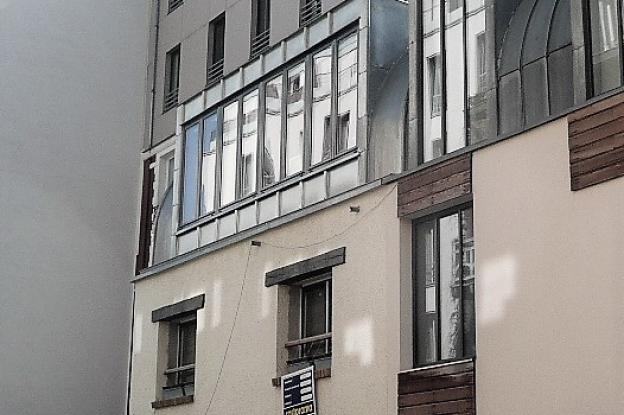 MAISON DANS PARIS