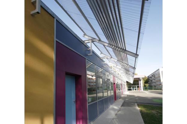 maternelle, cour