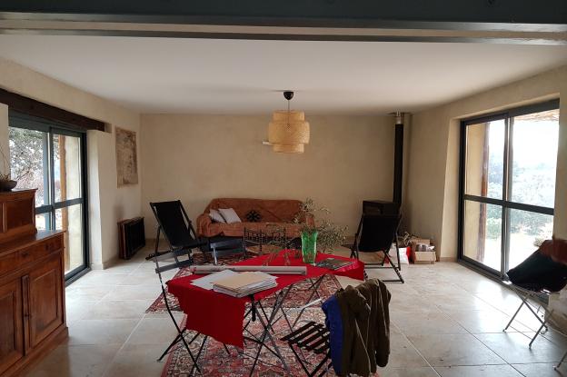 Après travaux : séjour (partie bergerie)