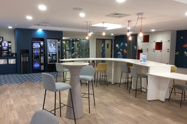 Pôle cafétéria /vestiaire