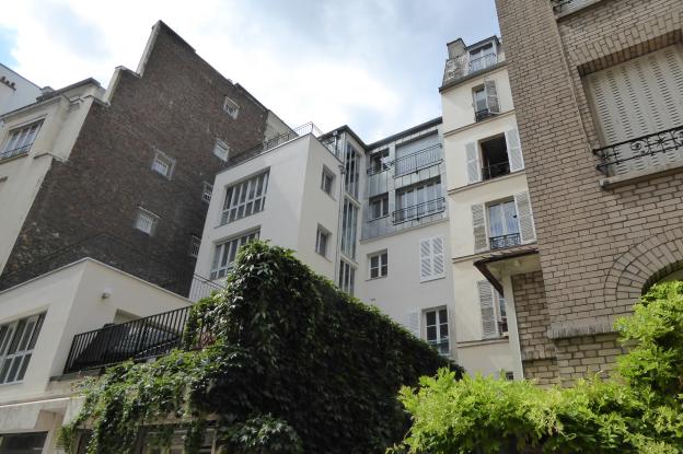 Façade impasse des prêtres