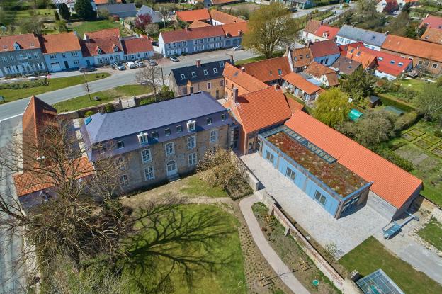 vue drone du Manoir et de la Brasserie. Crédit photo studiovdm