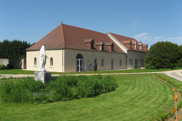 benedictines_facade_laterale_est_6.jpg
