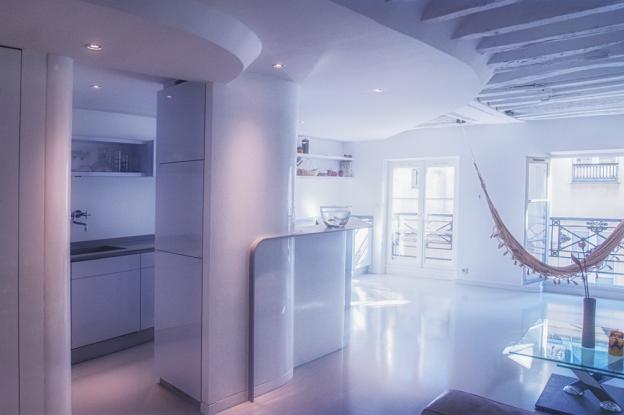 Rénovation complète d'un appartement dans le Marais à Paris - Depuis l'entrée