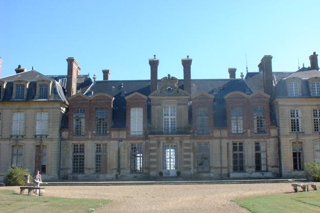 chateau_thoiry_3.jpg