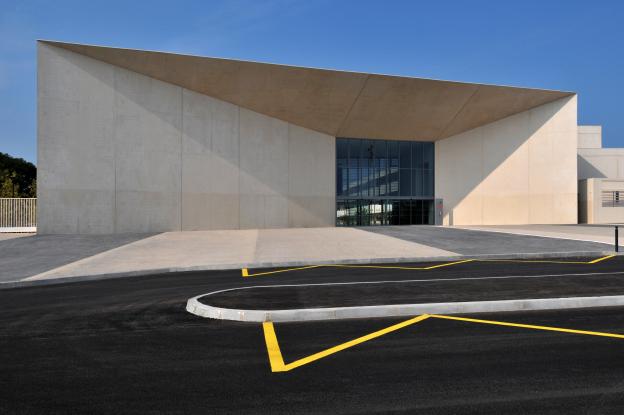 Vue du Lycée depuis le pôle logistique et transport