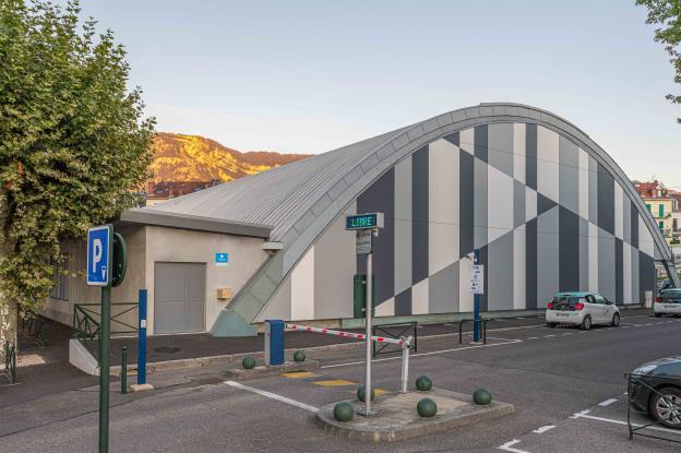 gymnase_des_pres_riants-1_facade_ouest_cmezphotographie.jpg