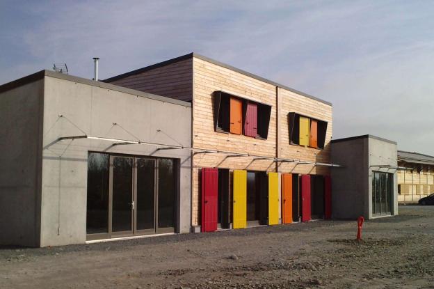 ateliers et habitation initient la promenade des arts sur l'écosite