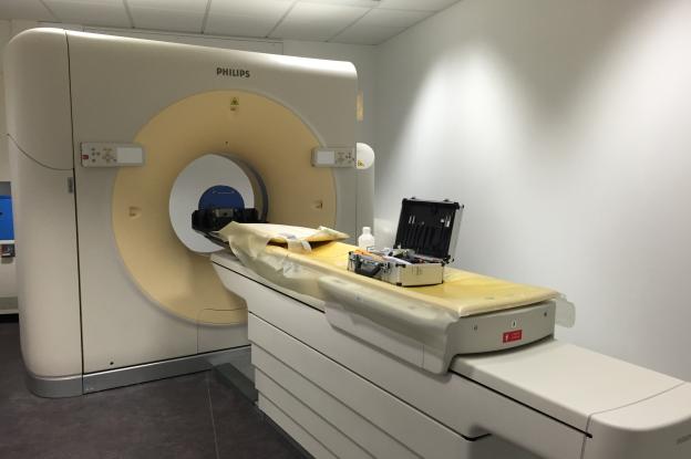 Scanner clinique des Revols Mours Saint Eusebe Benjamin Ballay Architecte