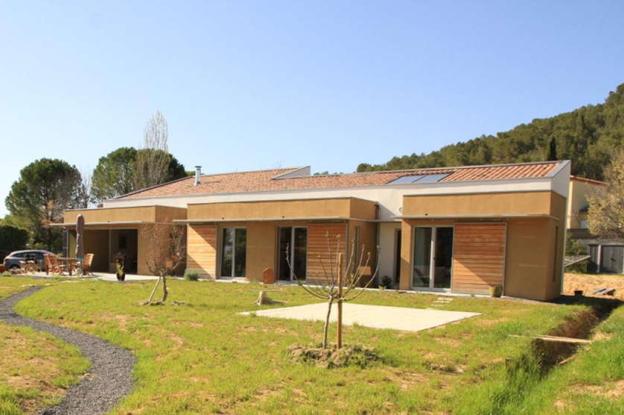 Orientation de la maison plein sud.
