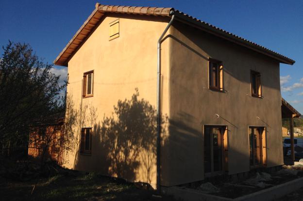 MAISON PASSIVE BOIS ET PAILLE